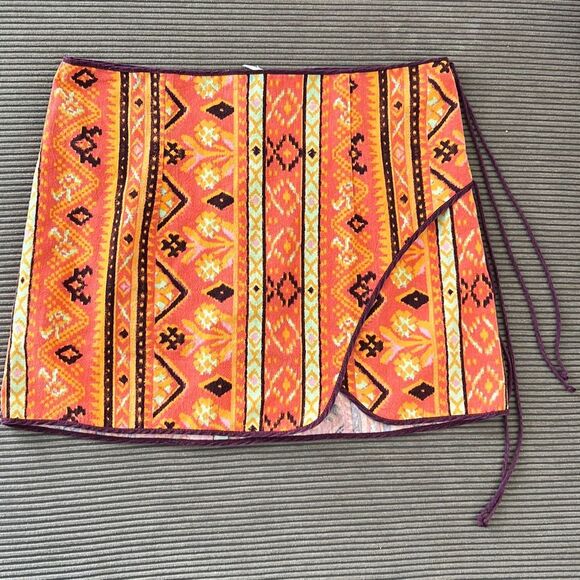 FP Free People Mini Skirt (10) - Picture 2 of 7